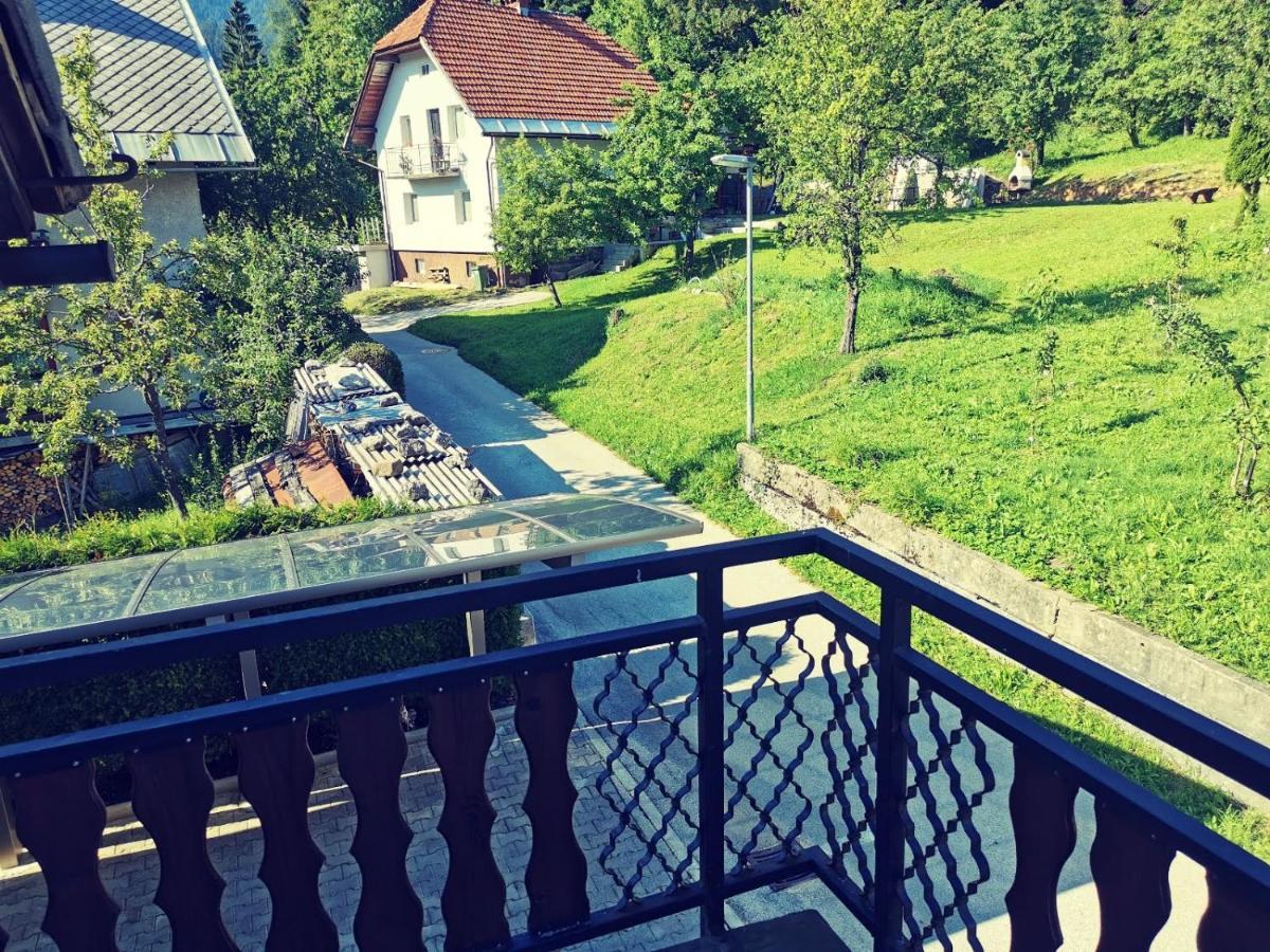Apartma Rekar - A House, Where You Can Relax In The Embrace Of Nature Jesenice Ngoại thất bức ảnh