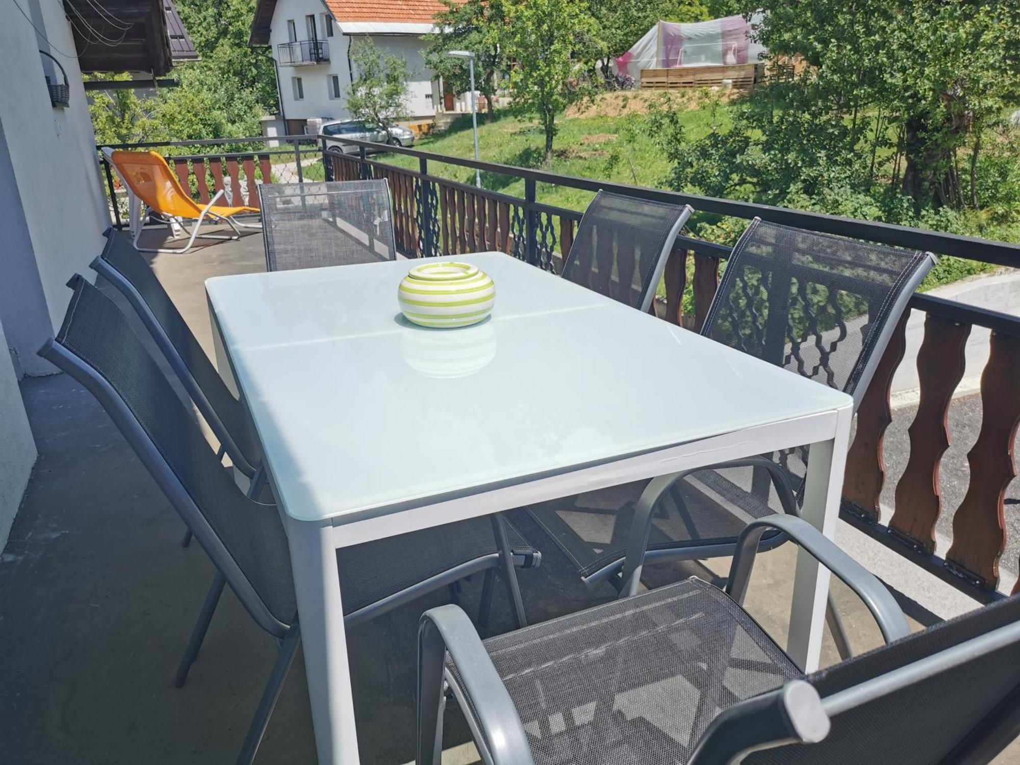 Apartma Rekar - A House, Where You Can Relax In The Embrace Of Nature Jesenice Ngoại thất bức ảnh